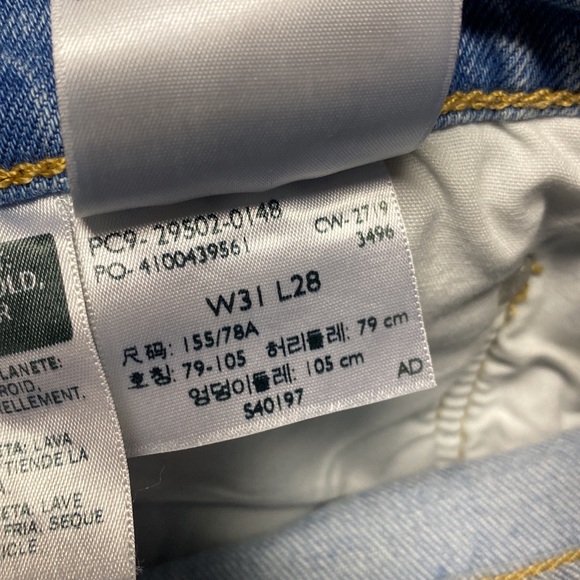 Mens Levi’s jeans size 31x28 - Picture 6 of 7